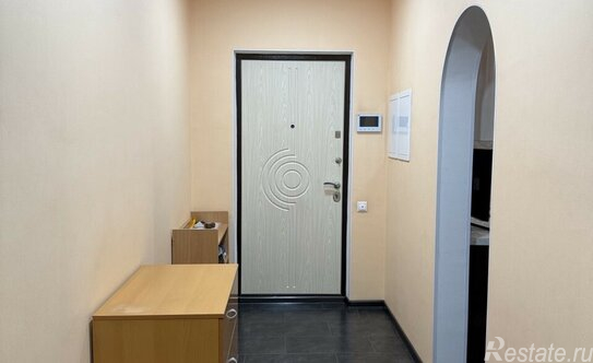 Продажа 2-комн квартиры на вторичном рынке улица Сосенский Стан,  д. 5