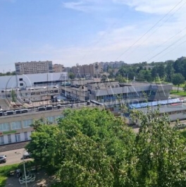 Продажа 2-комн квартиры на вторичном рынке Звёздная улица,  д. 20