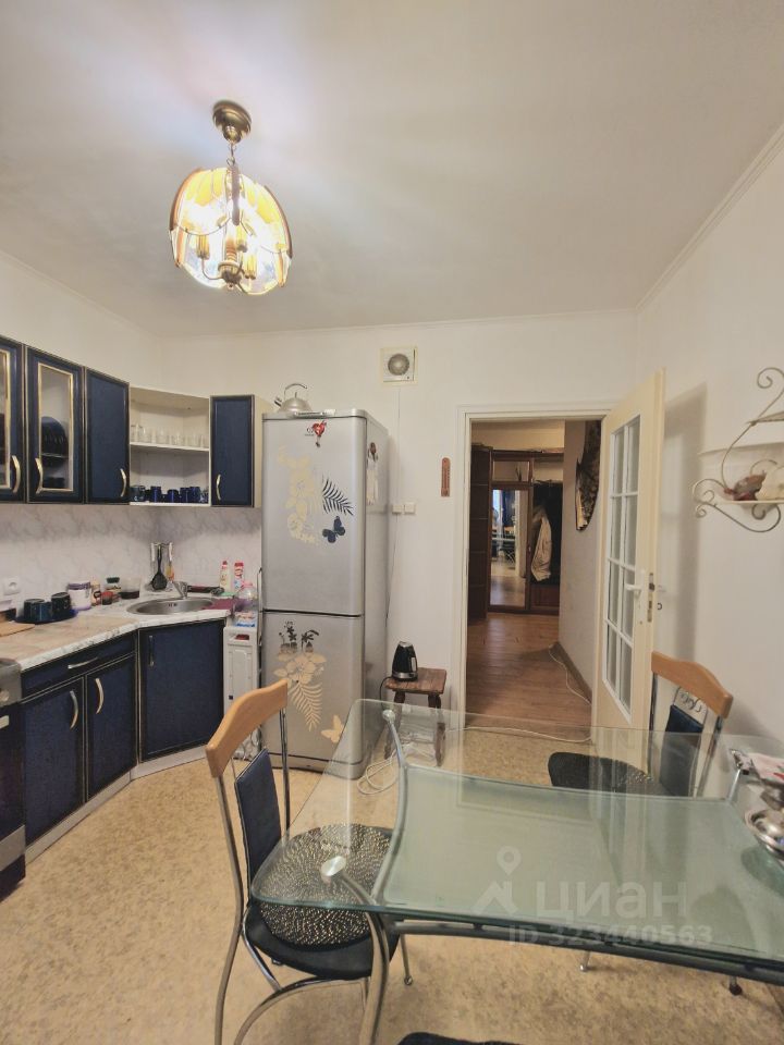 Аренда 3-комн квартиры на вторичном рынке Мичуринский проспект, 19К2