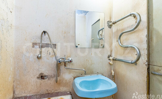 Продажа 2-комн квартиры на вторичном рынке Кузнецова пр-кт,  д. 21