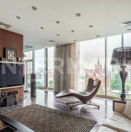 Продажа 3-комн квартиры на вторичном рынке улица Климашкина,  д. 17