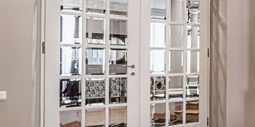 4-комн квартира улица Жуковского, 7