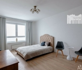 Продать Квартиры вторичка улица Михайлова  30А к1 