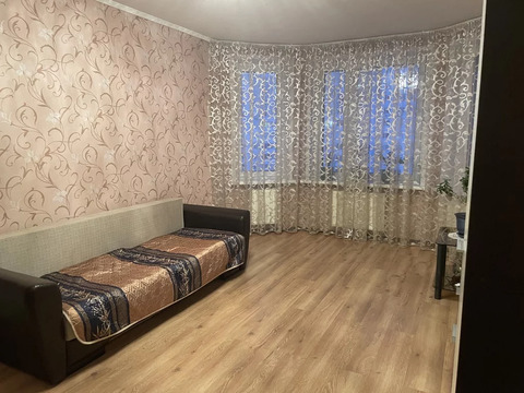 Продажа 2-комн квартиры на вторичном рынке Химки, Планерная,  д. 19