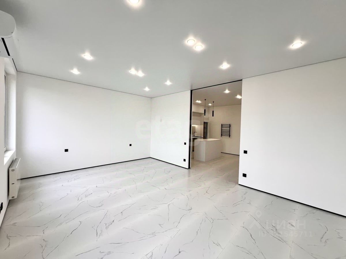 Продажа 2-комн квартиры на вторичном рынке улица Инженера Кнорре, 7к4