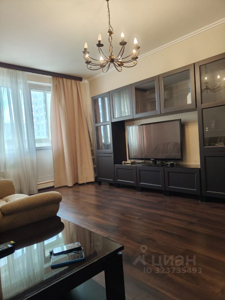 Аренда 2-комн квартиры на вторичном рынке Озерная улица, 4к1