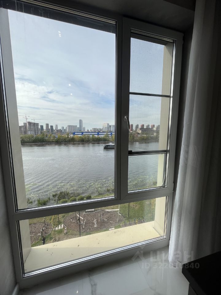 Аренда 3-комн квартиры на вторичном рынке проспект Лихачева, 10к4