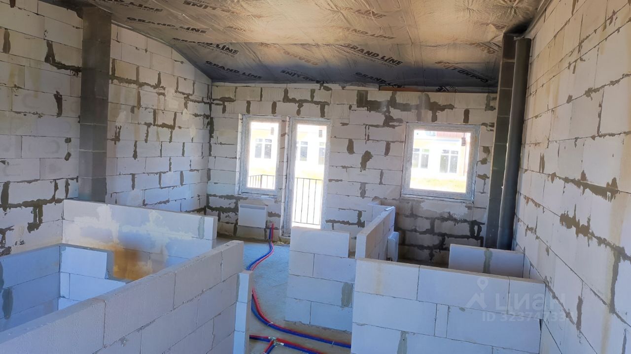 Продажа 3-комн квартиры на вторичном рынке д. Мистолово, проспект Средний, 40