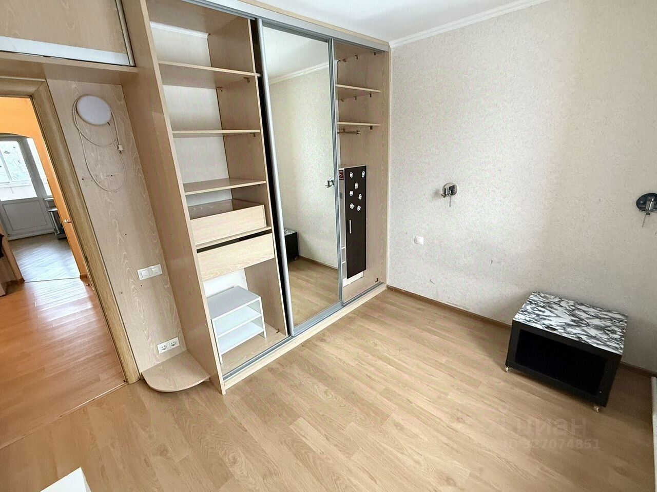 Продажа 2-комн квартиры на вторичном рынке Лобня, Спортивная улица,  д. 7к3