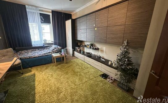 Продажа 2-комн квартиры на вторичном рынке улица Сайкина