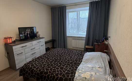 Продажа 1-комн квартиры на вторичном рынке Октябрьская улица