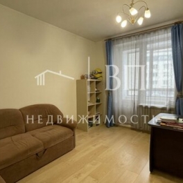 Продажа 3-комн квартиры на вторичном рынке Петровский пр-кт,  д. 11 к2