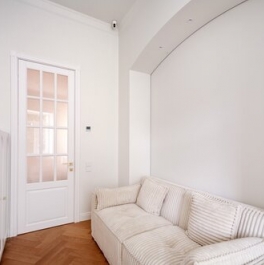 Продажа 3-комн квартиры на вторичном рынке Мерзляковский переулок,  д. 13