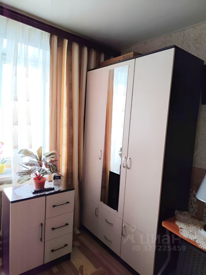 Продажа 1-комн квартиры на вторичном рынке Луховицы, улица Мира,  д. 16а