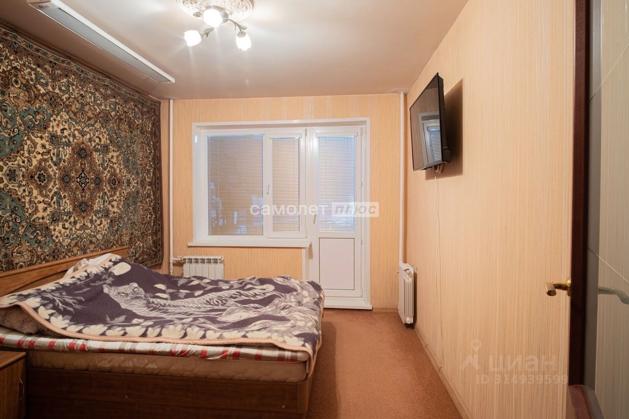 Продажа 3-комн квартиры на вторичном рынке Электросталь, улица Пушкина, 35