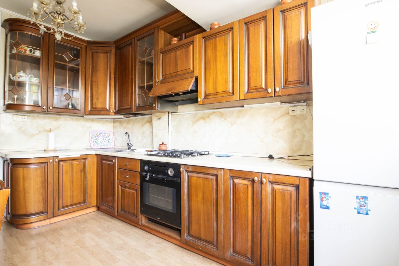 Аренда 2-комн квартиры на вторичном рынке Матвеевская улица, 4К2