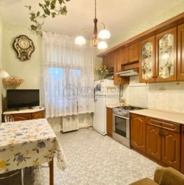 Продажа 3-комн квартиры на вторичном рынке улица Гастелло