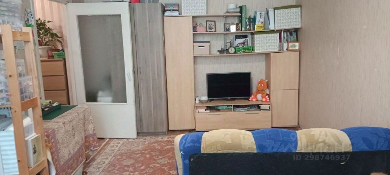Продажа 2-комн квартиры на вторичном рынке Монино пгт, улица Алксниса, 42