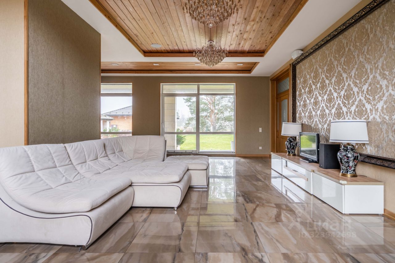 Продажа дома Вырица городской поселок, улица Боровая, 45