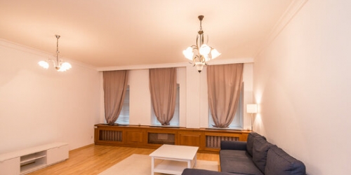3-комн квартира Последний переулок,  д. 21