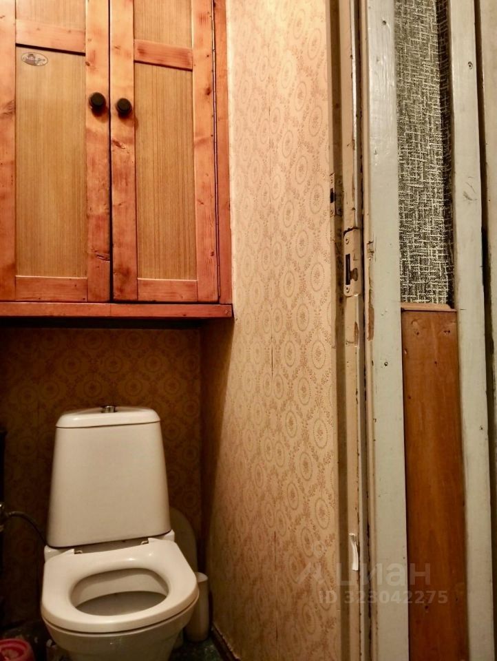 Продажа 3-комн квартиры на вторичном рынке проспект Наставников, 47К2