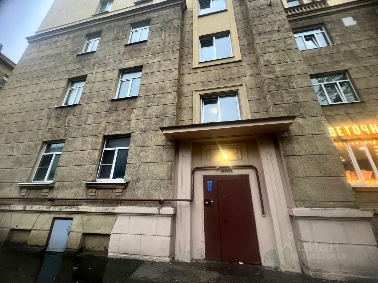 Продажа 2-комн квартиры на вторичном рынке улица Зайцева,  д. 3