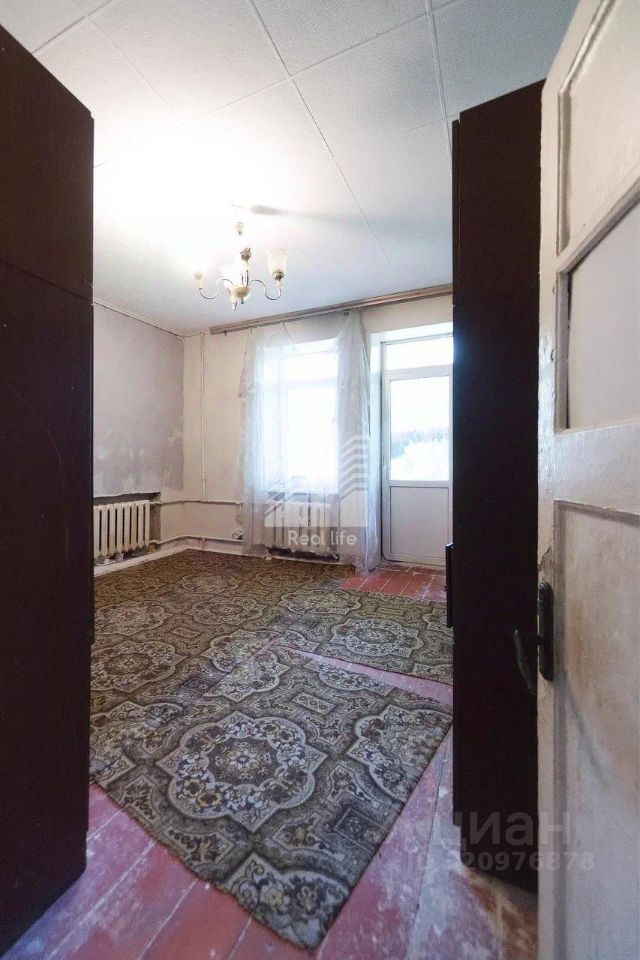 Продажа 2-комн квартиры на вторичном рынке Центральный мкр, проезд Кутузовский, 5