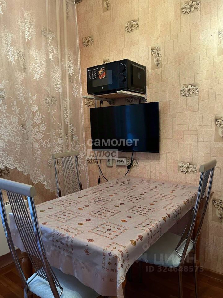 Аренда 2-комн квартиры на вторичном рынке Ленинский проспект, 76к1