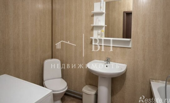 Продажа 2-комн квартиры на вторичном рынке улица Оптиков,  д. 45 к2