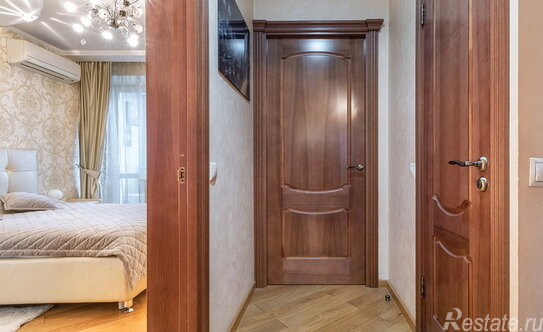 Продажа 3-комн квартиры на вторичном рынке Вражский 1-й пер,  д. 4