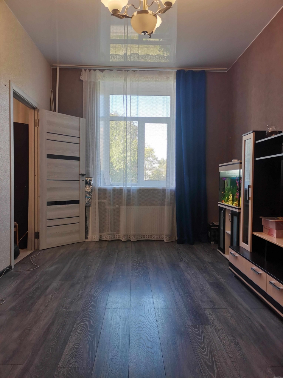 Продажа 3-комн квартиры на вторичном рынке Ольги Берггольц ул ,  д. 9,  к. 1