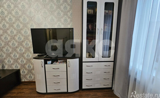 Продажа 1-комн квартиры на вторичном рынке Холодово, Коммунистическая улица,  д. 35