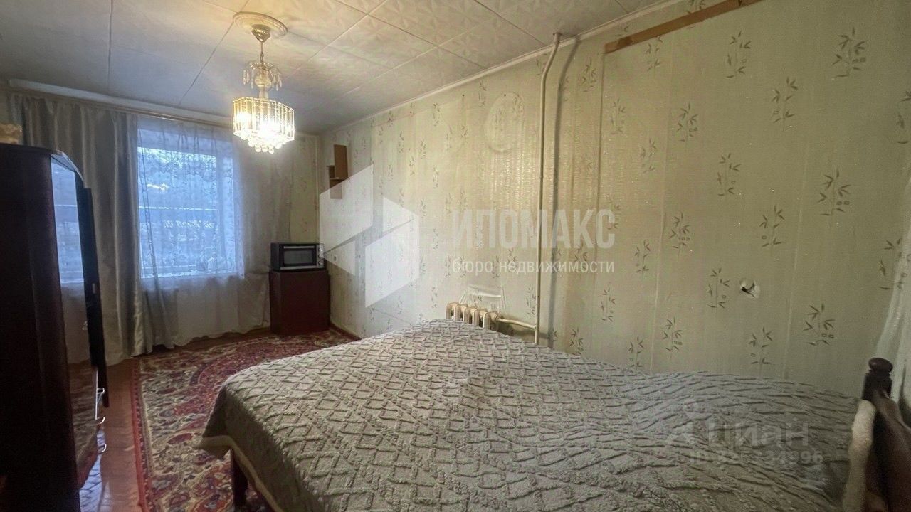 Продажа 2-комн квартиры на вторичном рынке ДРСУ-4 мкр, Голицыно,  д. 14