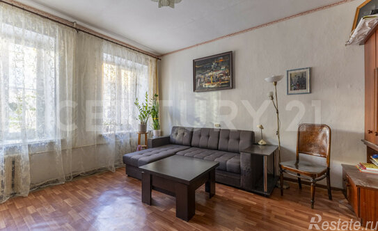 Продажа 4-комн квартиры на вторичном рынке ул Псковская,  д. 30-32