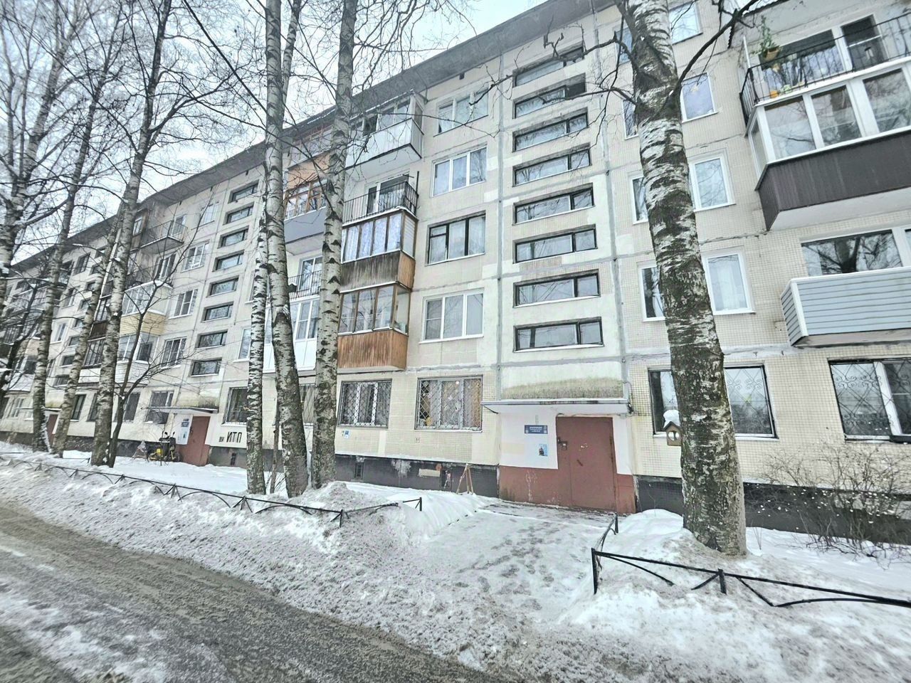 Продажа 3-комн квартиры на вторичном рынке улица Черкасова, 3