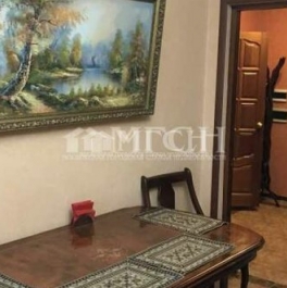 Продажа 1-комн квартиры на вторичном рынке Верхние Поля ул,  д. 4