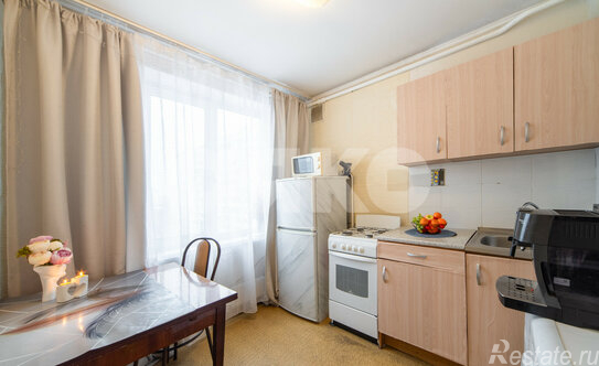 Продажа 1-комн квартиры на вторичном рынке Совхозная улица,  д. 8