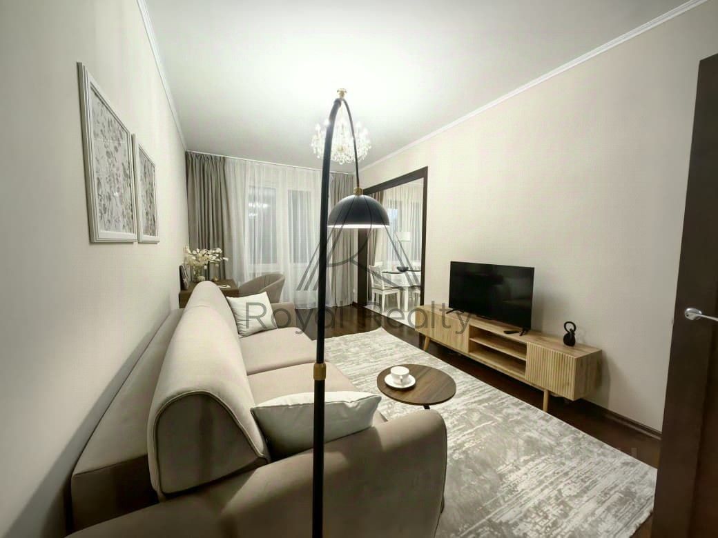 Аренда 2-комн квартиры на вторичном рынке проспект Медиков, 10к6