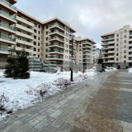 Продажа 3-комн квартиры на вторичном рынке ул Вязовая,  д. 8
