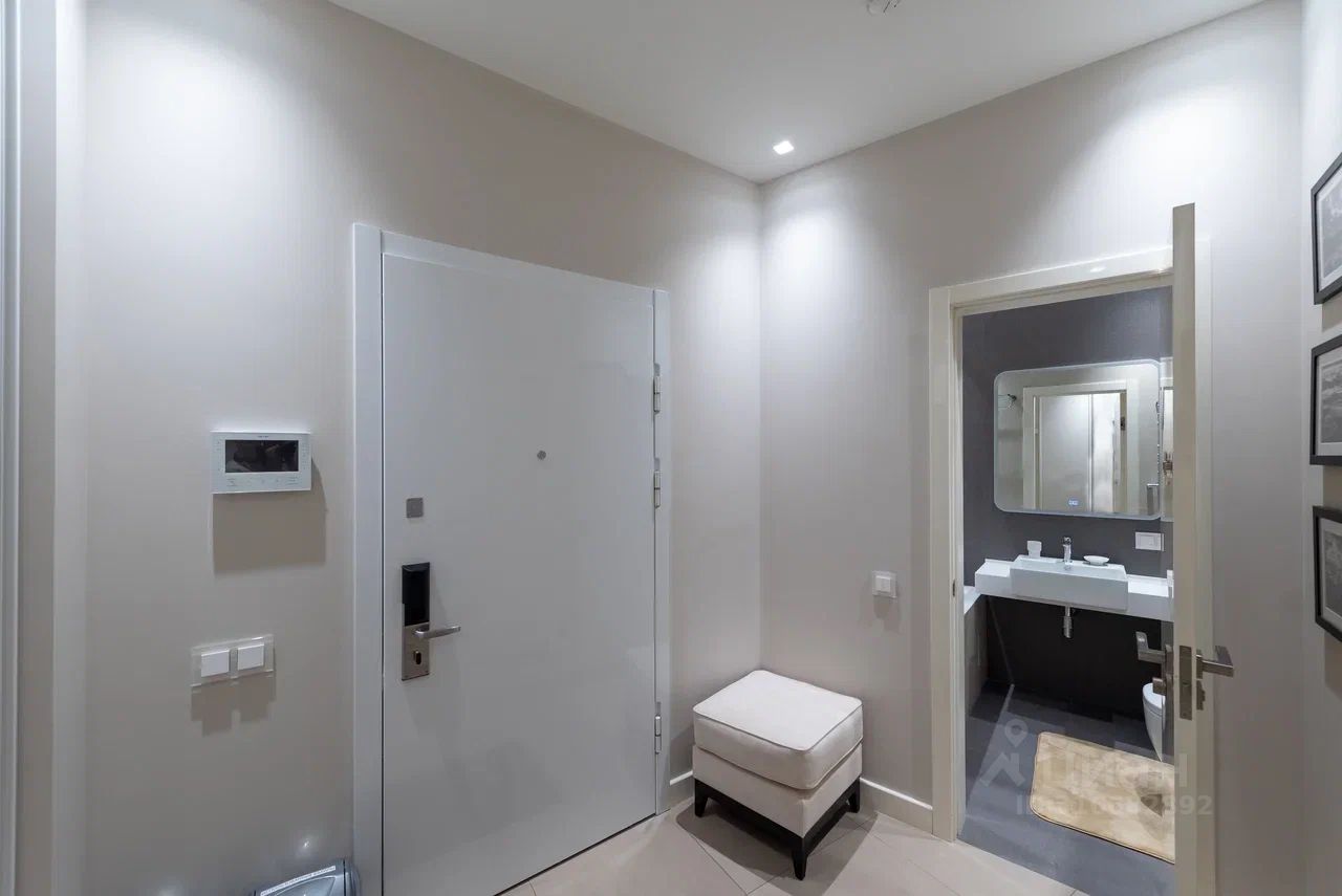 Продажа 2-комн квартиры на вторичном рынке улица Маршала Рыбалко, 2к4