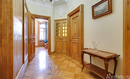 Продажа 3-комн квартиры на вторичном рынке ул Солянка,  д. 1/2,  к. 2