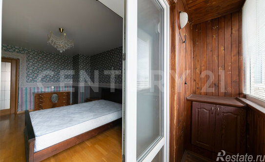 Продажа 3-комн квартиры на вторичном рынке Ветеранов пр-кт,  д. 114,  к. 1