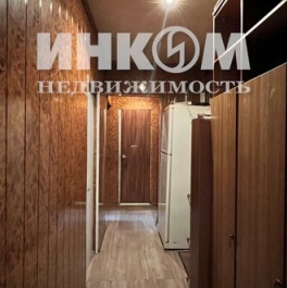 Продажа 2-комн квартиры на вторичном рынке улица Металлургов,  д. 62