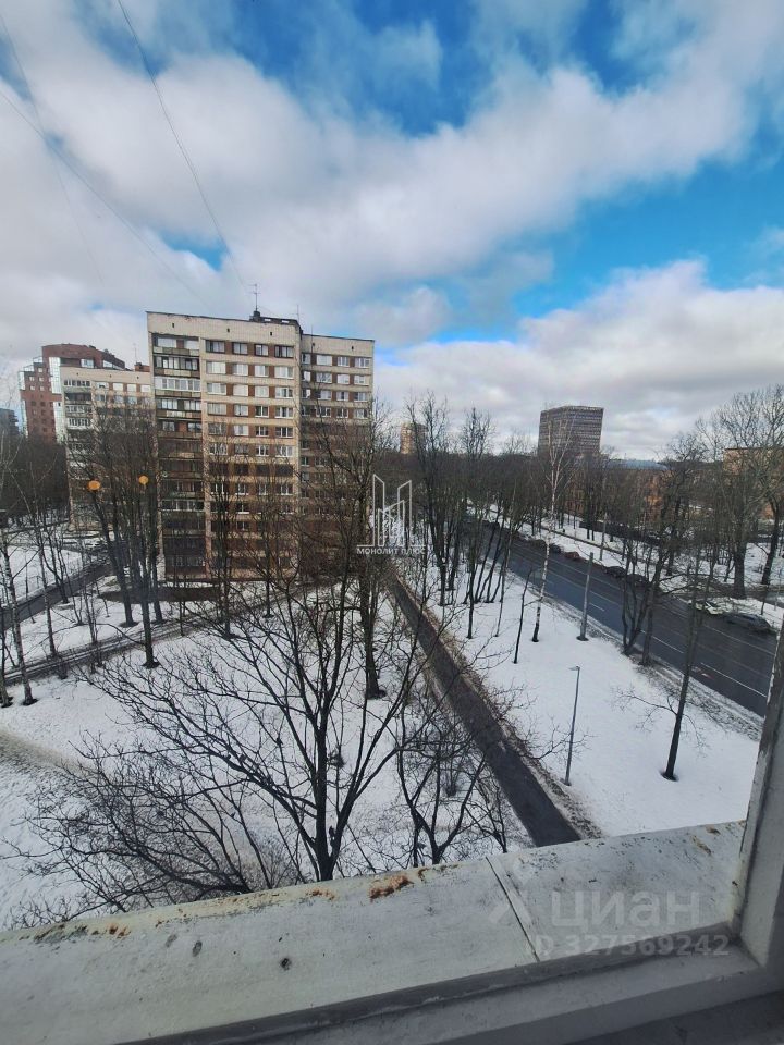 Продажа 1-комн квартиры на вторичном рынке 2-й Муринский проспект, 41