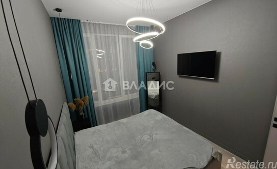 Продажа 2-комн квартиры на вторичном рынке улица Шеногина