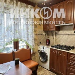 Продажа 3-комн квартиры на вторичном рынке Дубнинская улица,  д. 10 к1