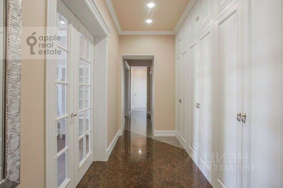 Аренда 2-комн квартиры на вторичном рынке Садовая-Триумфальная улица, 4/10