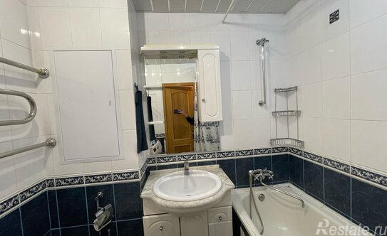 Продажа 1-комн квартиры на вторичном рынке улица Зои и Александра Космодемьянских,  д. 27