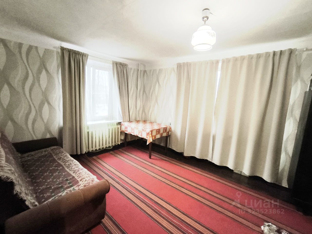 Продажа 1-комн квартиры на вторичном рынке Павлово пгт, Невская улица, 9