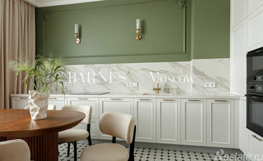 Продажа 3-комн квартиры на вторичном рынке Лодейнопольская улица,  д. 7